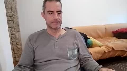 zenikk online show from October 12, 6:29 am