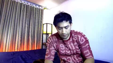 zeonhart online show from February 2, 4:37 am