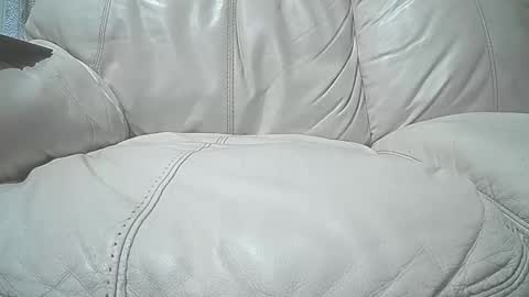 Snapshot of zephyr392 chatting on December 29, 4:27 am zephyr392 online show from December 29, 4:27 am