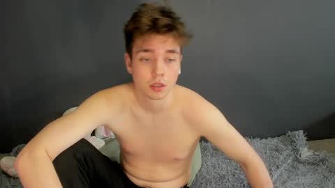 Ethan online show from April 6, 4:46 am