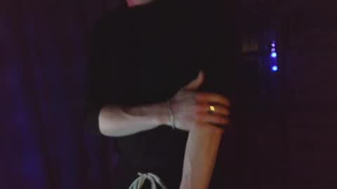 zeroreaction online show from April 7, 8:09 pm