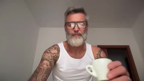 Snapshot of zkopa69 chatting on October 20, 6:50 am zkopa69 online show from October 20, 6:50 am