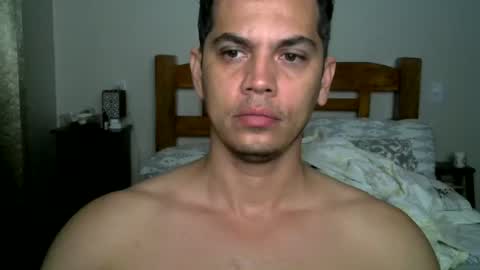 zoro_00 online show from June 9, 12:51 pm