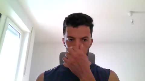 Snapshot of zoubabigdick chatting on September 23, 12:59 pm zouba big dick online show from September 23, 12:59 pm
