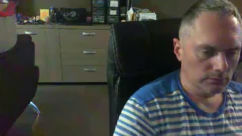 zultem online show from May 19, 3:57 am