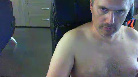 zultem online show from June 24, 3:53 am