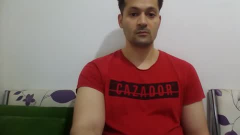 zzzzzzz41 online show from April 12, 11:44 am