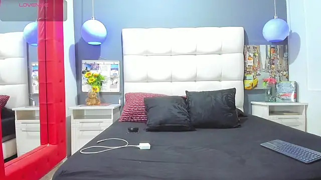 cinthya walker1 online show from October 23, 2:09 pm