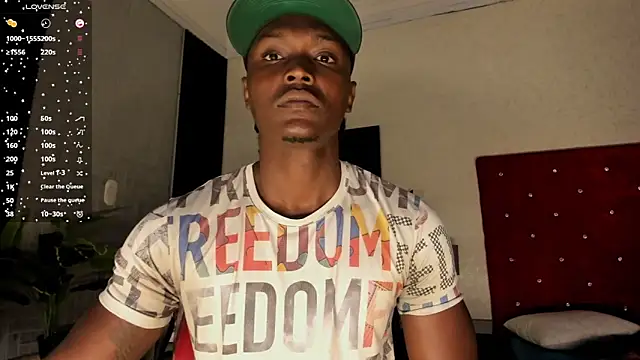 DannSmmith online show from March 12, 4:42 am