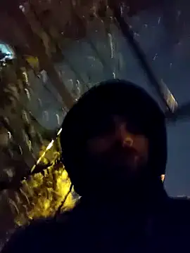 J0nyhson online show from December 10, 3:33 pm