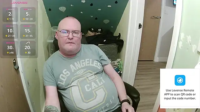 FriendlyDave online show from February 15, 8:12 pm