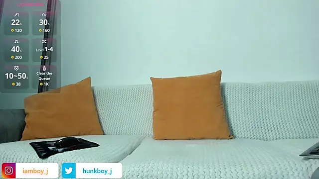 FitnessMaleModel online show from December 18, 9:08 pm