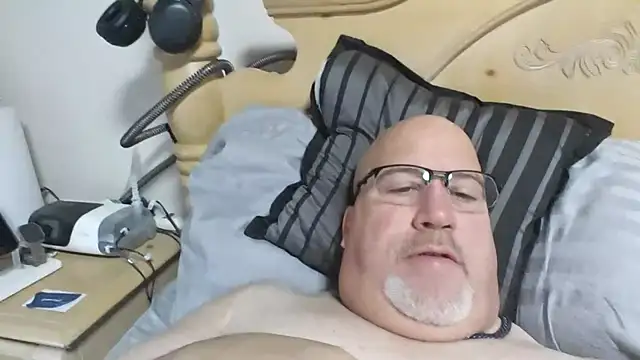 Bigbear0563 online show from November 20, 4:50 pm