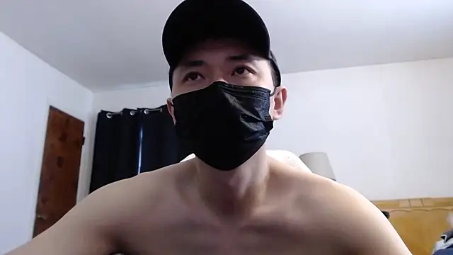 twbobo00715 online show from March 30, 4:41 pm