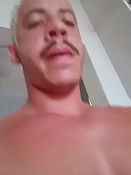 MachoScorpionCaralho online show from January 4, 5:37 pm