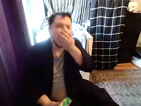 Bebemickey75 online show from March 15, 3:27 pm