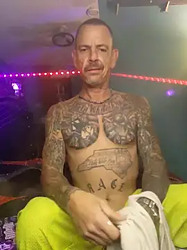 deepstroker42071 online show from December 4, 12:47 pm