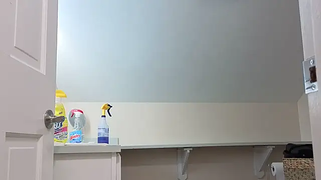 twopeopleinlove online show from June 4, 9:21 pm