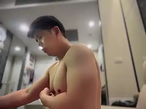 asianBtm11 online show from April 13, 4:18 pm