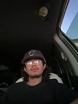 demonslayerr999 online show from March 7, 1:58 am