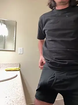 demonslayerr999 online show from March 8, 7:40 pm