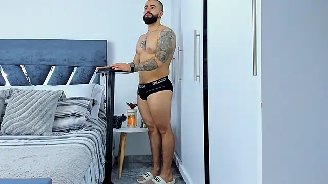 Zack Froone online show from November 11, 12:43 pm