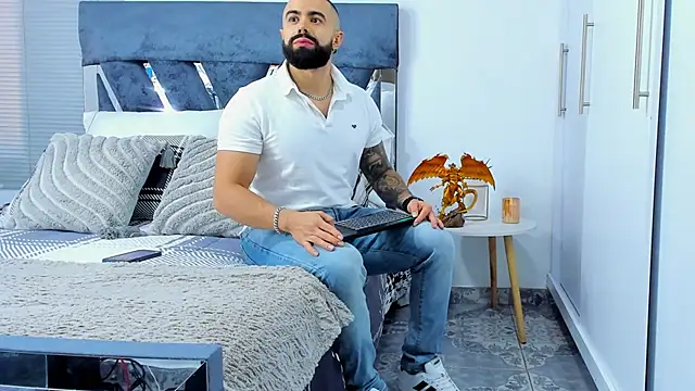 Zack Froone online show from February 14, 2:34 pm