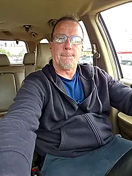 Cockrub1 online show from October 13, 5:30 pm