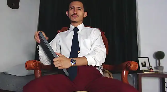 HomeAloneK online show from December 23, 7:52 pm