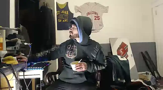 sledge901 online show from February 14, 9:45 am