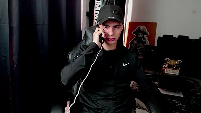 Stiven CL online show from February 21, 2:40 pm