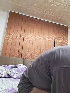 hornny1995 online show from January 24, 6:46 pm