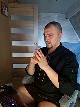 Foxyshaved online show from April 19, 6:24 am