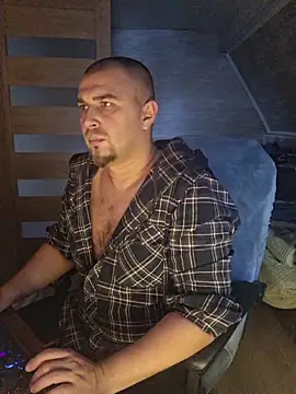 Foxyshaved online show from November 17, 9:01 am