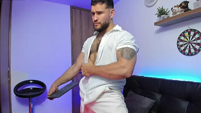 AndrewDiaz online show from October 24, 6:48 am