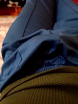 Alonesexyboy1 online show from March 28, 8:47 am