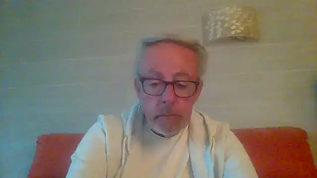 tuggy59 online show from April 9, 6:19 am