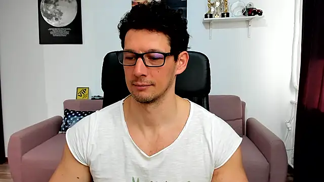 BrutusK08 online show from March 5, 7:37 am