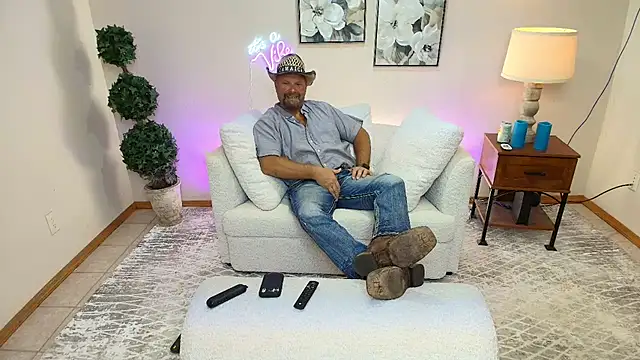 originalhempfarmer online show from July 24, 8:05 pm