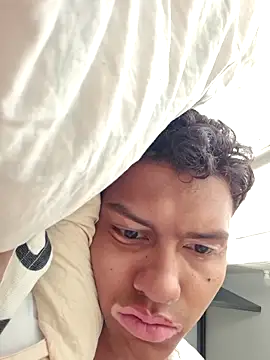 Snapshot of xrobXstax chatting on September 19, 10:09 pm xrobXstax online show from September 19, 10:09 pm