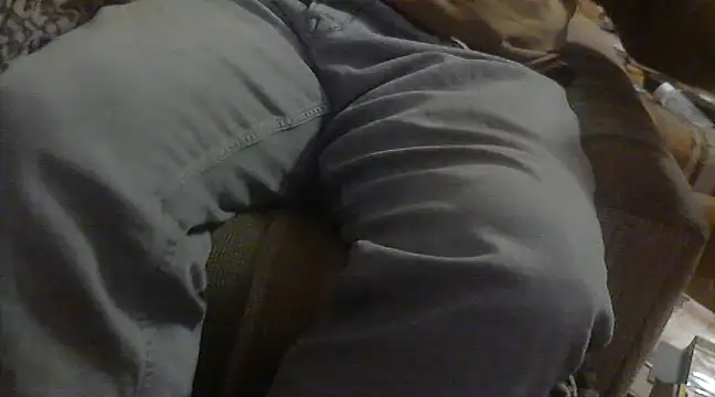 T-onyi online show from February 21, 9:22 pm