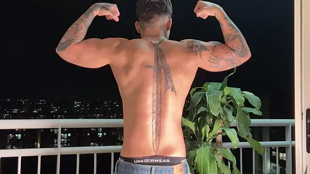 dantecoppolaa  online show from April 10, 1:01 am