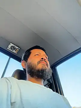 Bigdickmexican03 online show from August 5, 1:38 pm