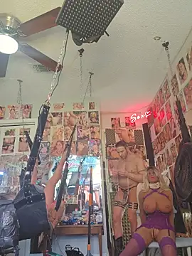 luvs2cumm69 online show from May 12, 4:59 pm