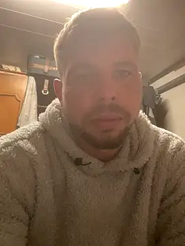 Johnnyhaker online show from December 2, 5:46 pm