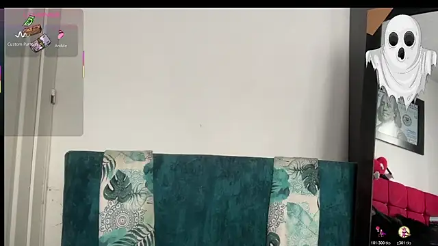 sexy blacks  online show from October 22, 1:15 pm