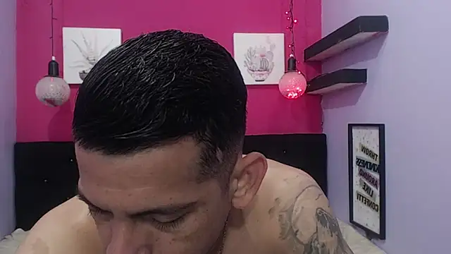 master monstercock  online show from April 15, 12:54 am