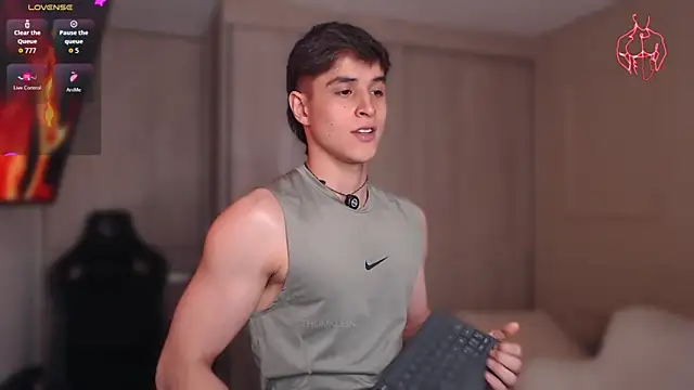 thomklein online show from March 21, 7:40 pm