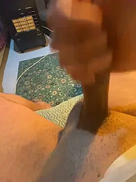 azginnn35 online show from February 9, 11:20 pm