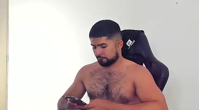 ethaanjones online show from December 12, 9:26 pm